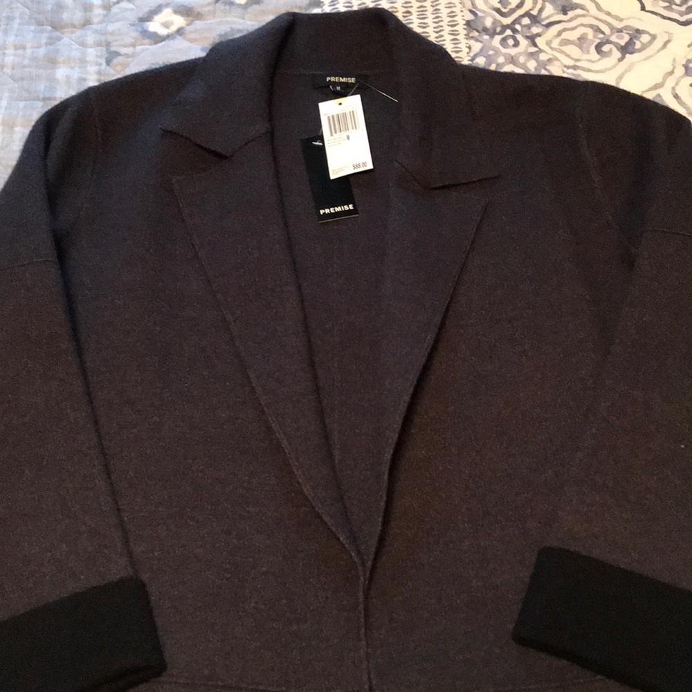 Jacket - Picture 3 of 4